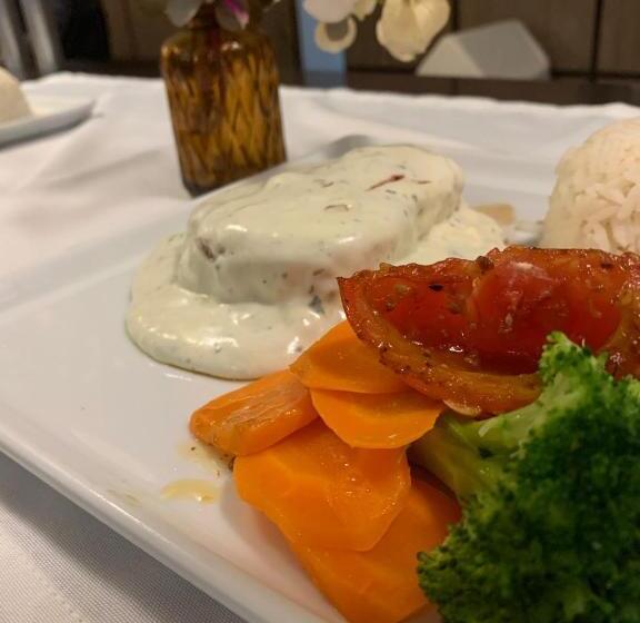 فندق Santa Catarina Plaza