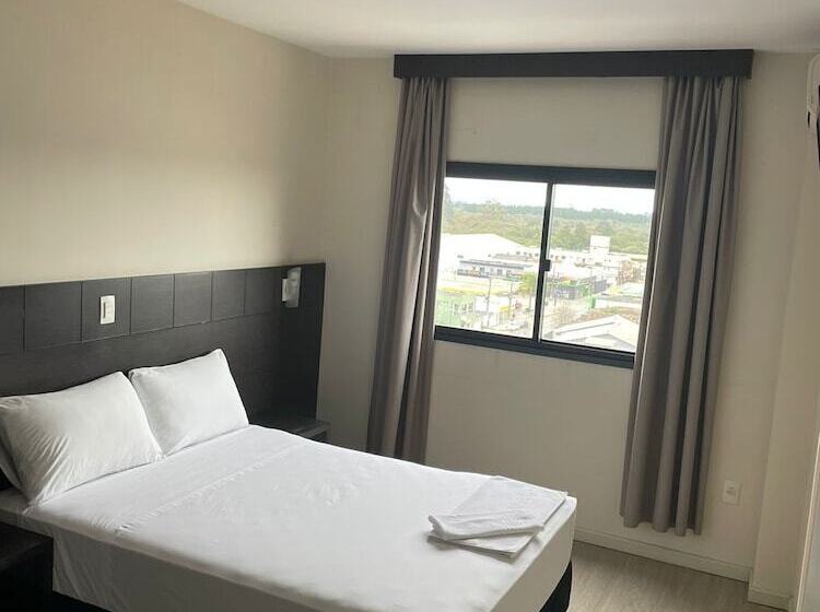 فندق Santa Catarina Plaza