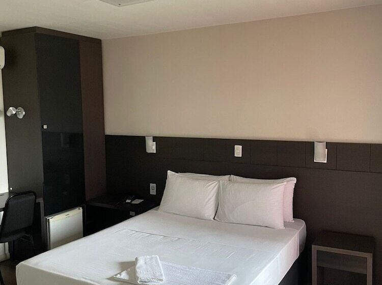 בית מלון כפרי Santa Catarina Plaza