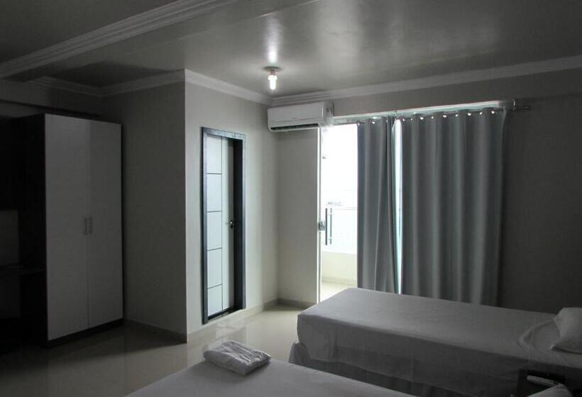 酒店 Tapajós Center