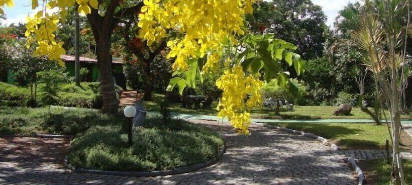 בית מלון כפרי Ver A Vista