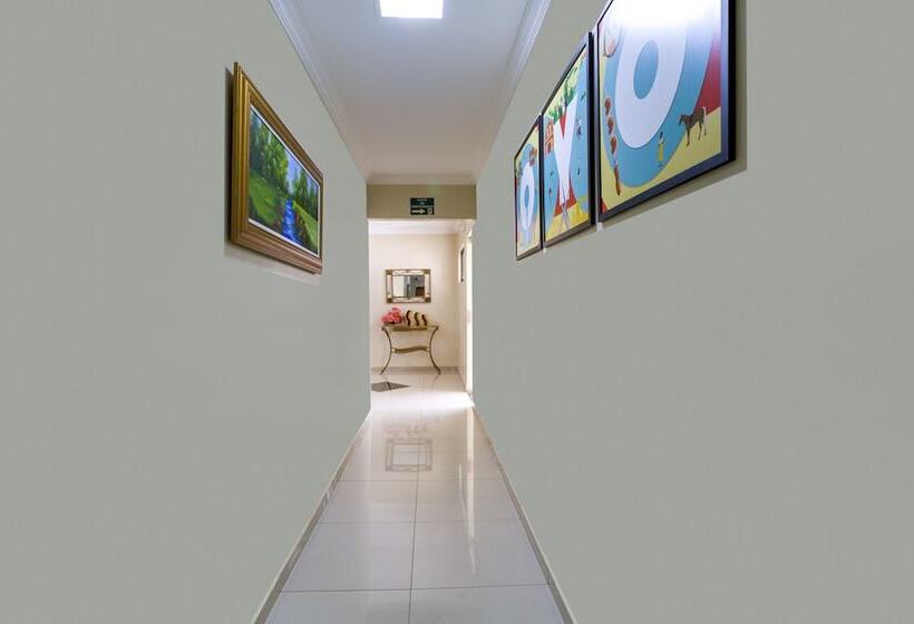 酒店 Via Universitária