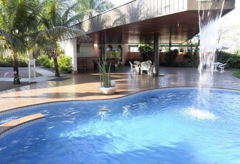 בית מלון כפרי Vila Romana Park