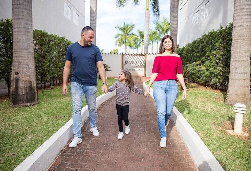 Ville Hotel Gramadão