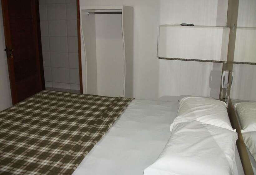 Lax Hotel Acesso Através De Escadas