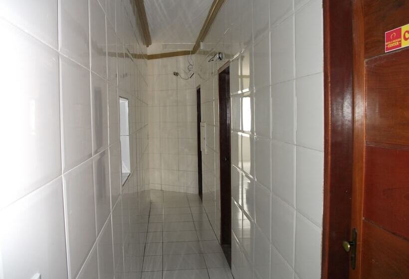 Lax Hotel Acesso Através De Escadas