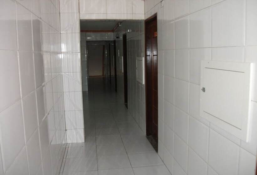 Lax Hotel Acesso Através De Escadas