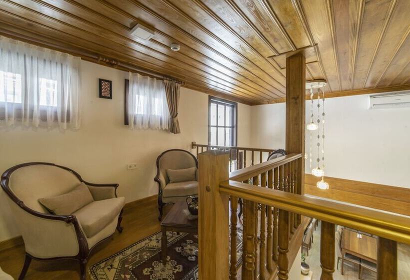 ベッドアンドブレックファースト Armistis