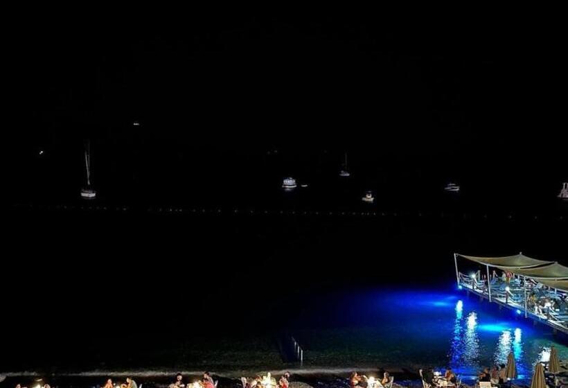 ベッドアンドブレックファースト Turunç Malmen