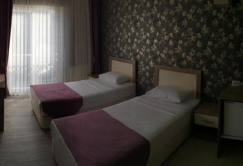 Nocleg ze śniadaniem Udi Suit  Canakkale