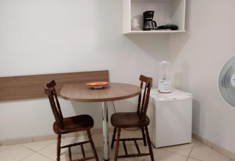 בית מלון כפרי Akropolis Mar