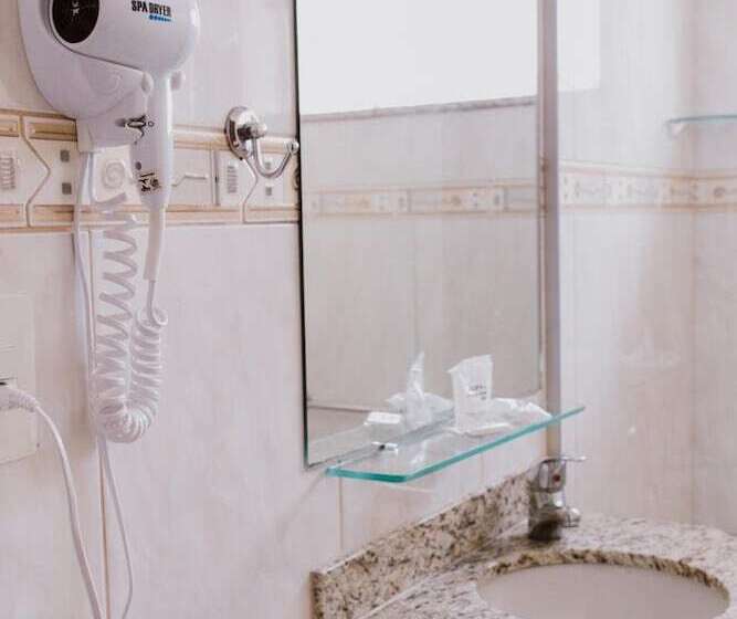 Отель Alzira Granada