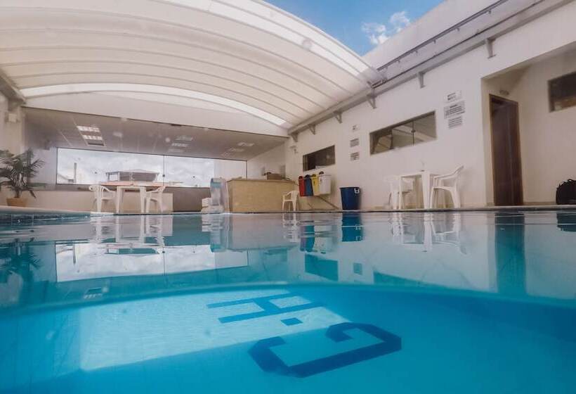 Отель Alzira Granada