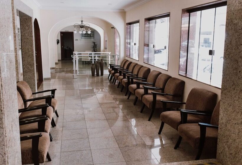 Отель Alzira Granada