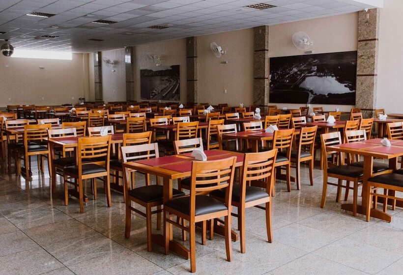 Отель Alzira Granada