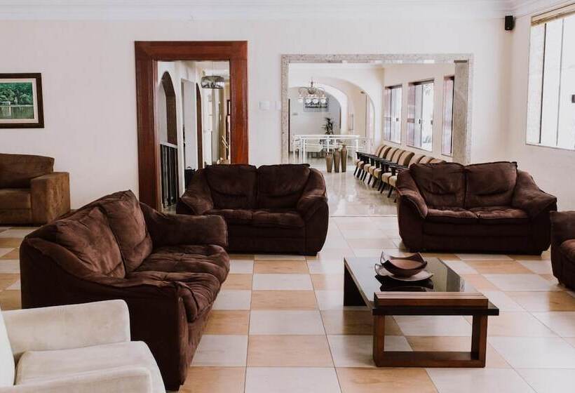 Отель Alzira Granada