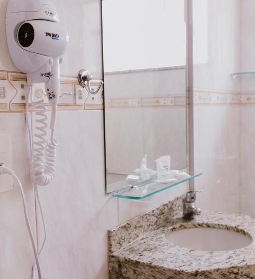 Отель Alzira Granada