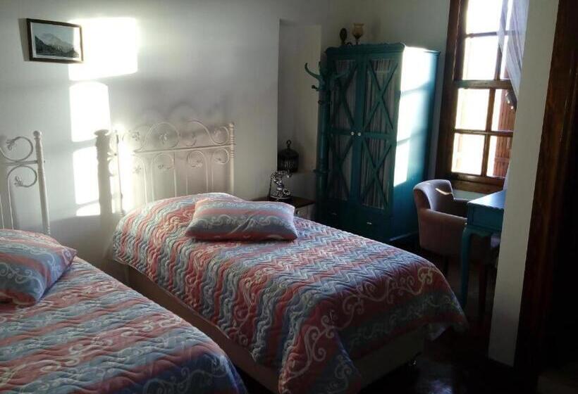 فندق Aristonicus Boutique