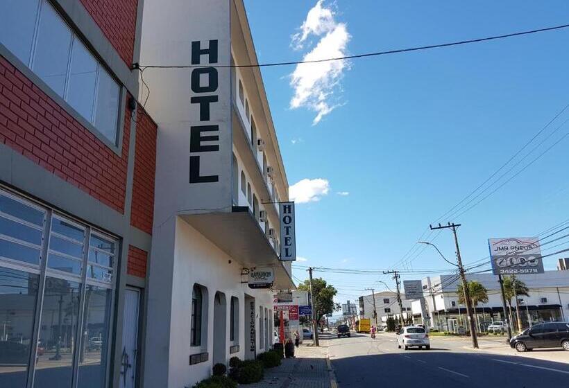 בית מלון כפרי Bavarium