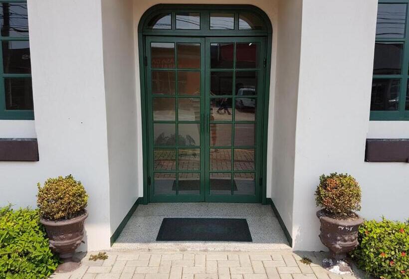 בית מלון כפרי Bavarium