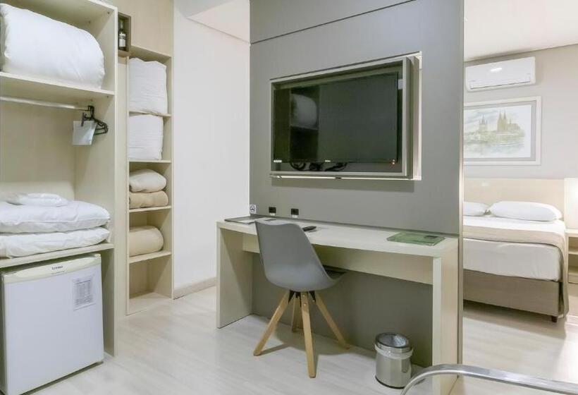 فندق Baviera Park