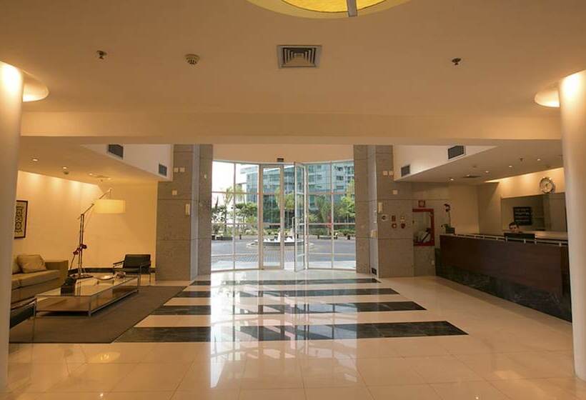 ホテル Biarritz Hplus Long Stay