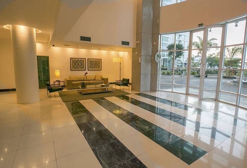 ホテル Biarritz Hplus Long Stay