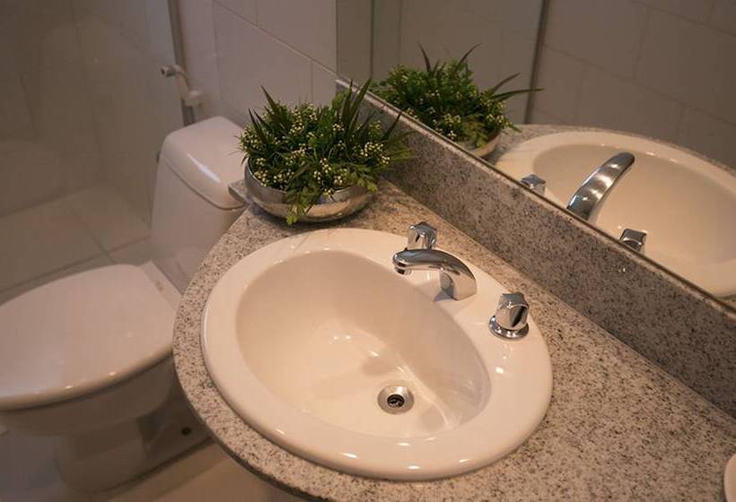 ホテル Biarritz Hplus Long Stay