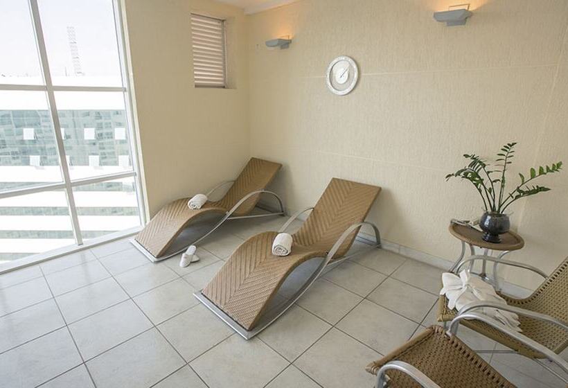 ホテル Biarritz Hplus Long Stay