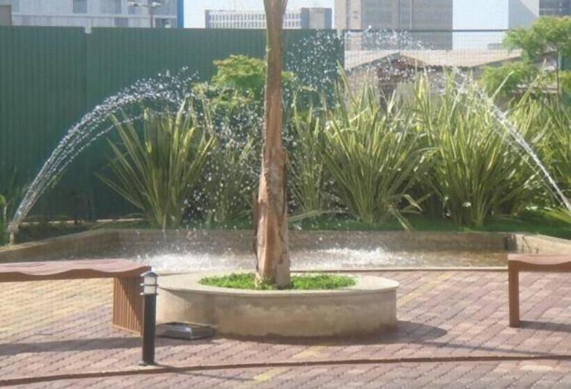 ホテル Biarritz Hplus Long Stay