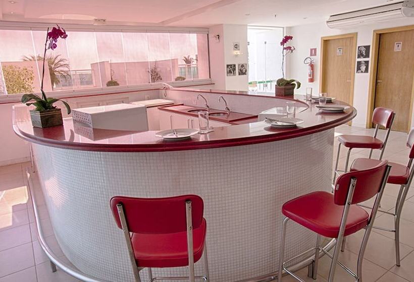 ホテル Biarritz Hplus Long Stay