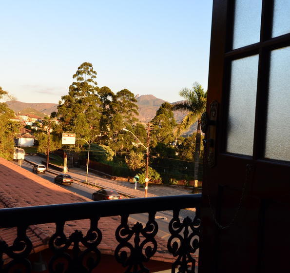 Отель Boroni Palace