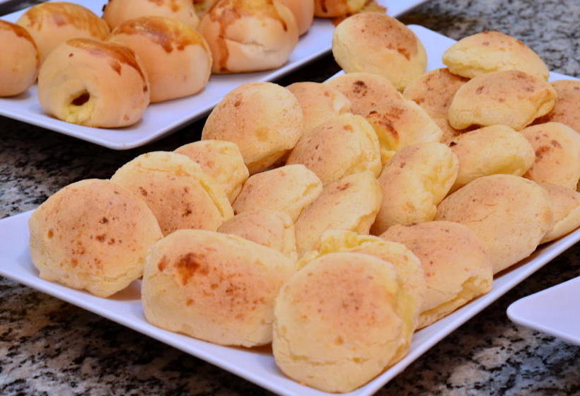 Отель Boroni Palace