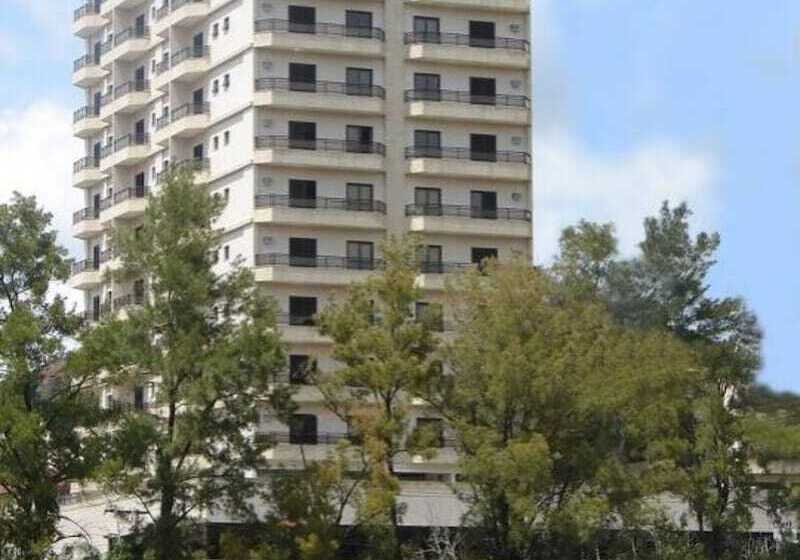 בית מלון כפרי Central Parque