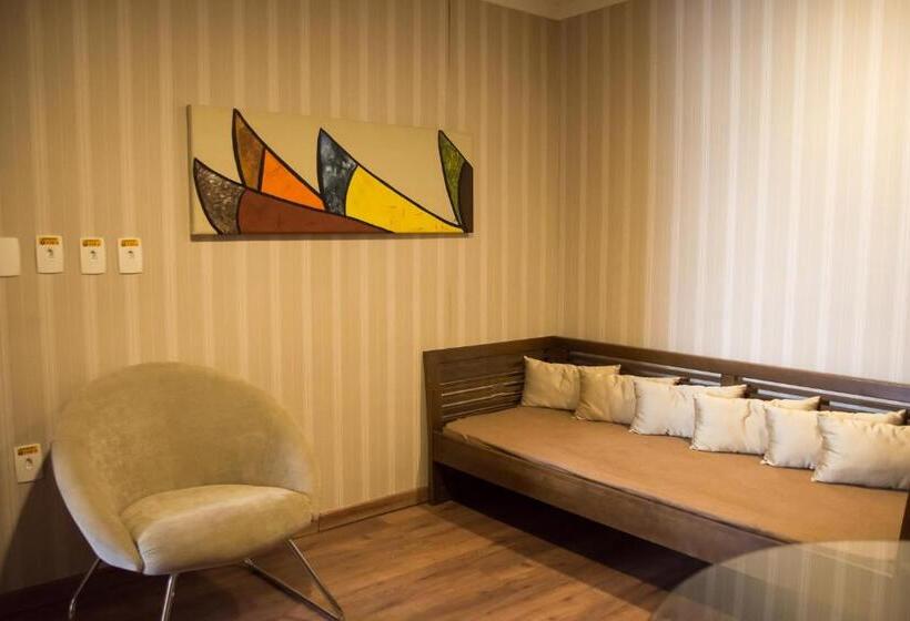 Class Hotel Varginha