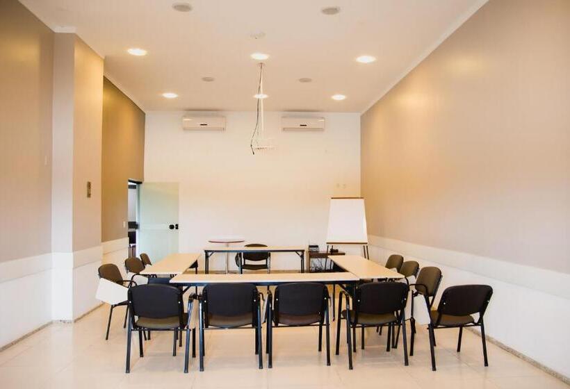 Class Hotel Varginha