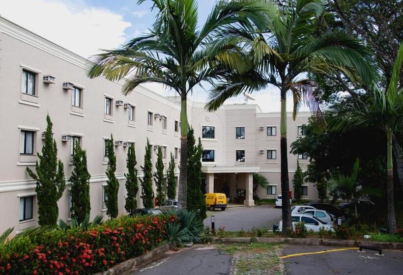 Class Hotel Varginha