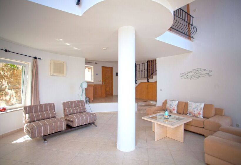 Mekvin Hotels Deniz Feneri Lighthouse