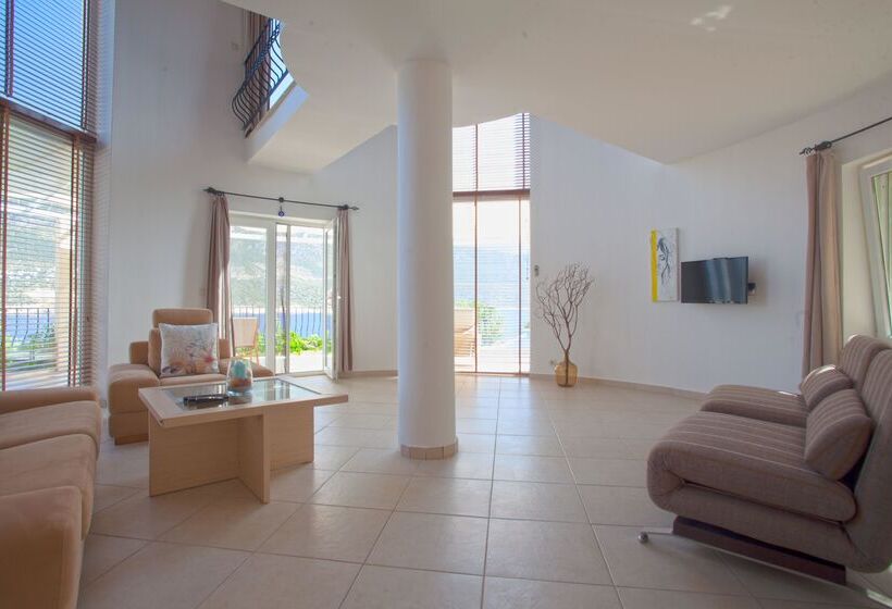 Mekvin Hotels Deniz Feneri Lighthouse