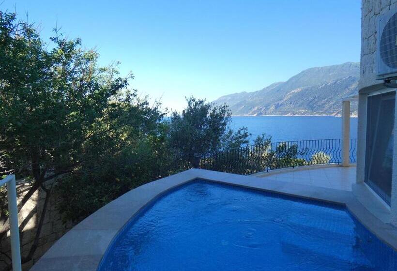 Mekvin Hotels Deniz Feneri Lighthouse