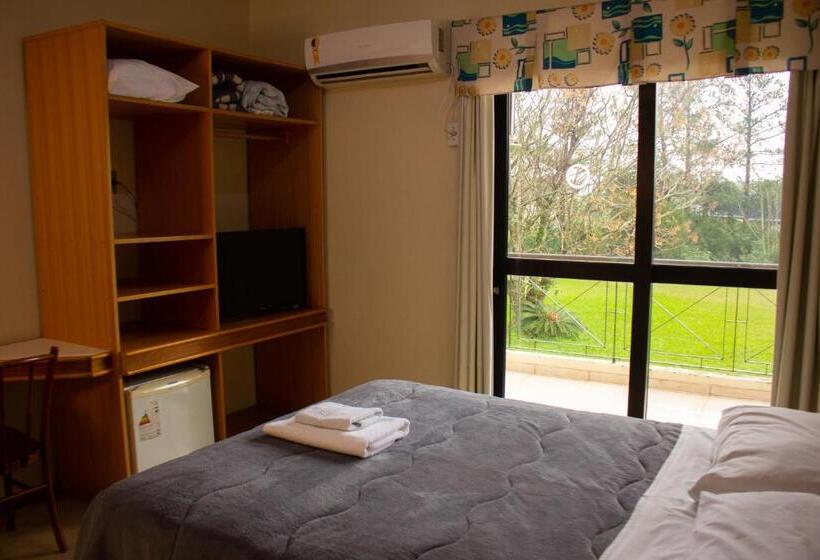 Отель Executivo Park