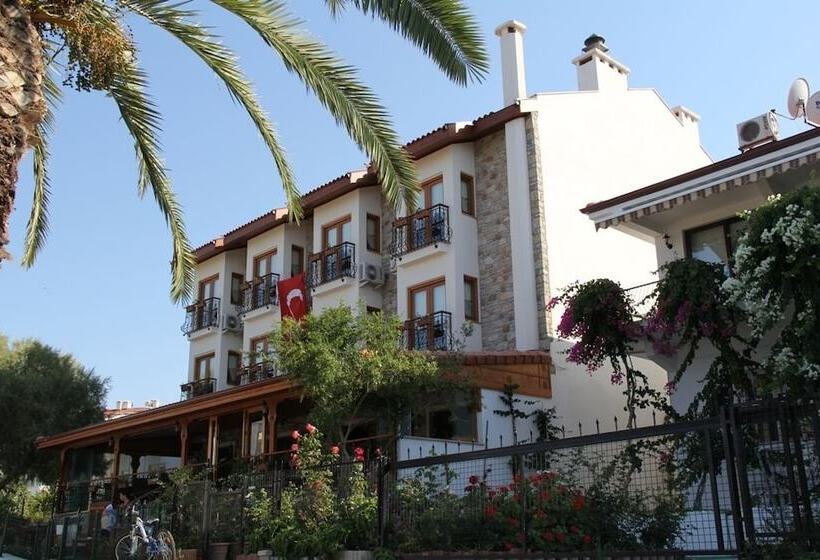 فندق Konak Tuncel Efe