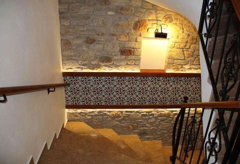 فندق Konak Tuncel Efe