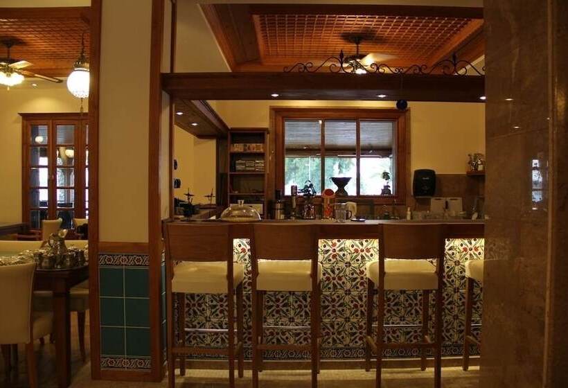 فندق Konak Tuncel Efe