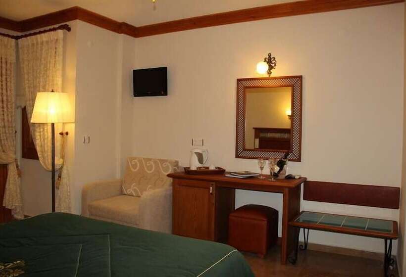 فندق Konak Tuncel Efe