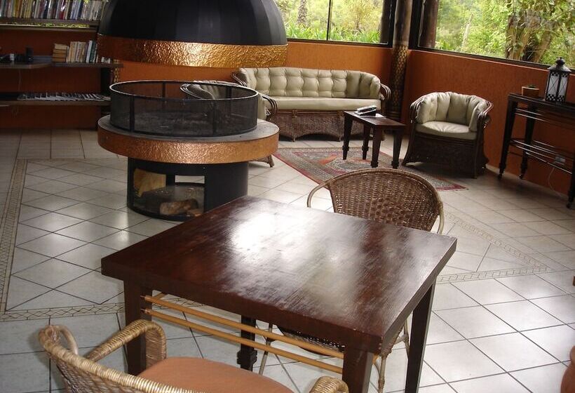 Отель La Dolce Vita