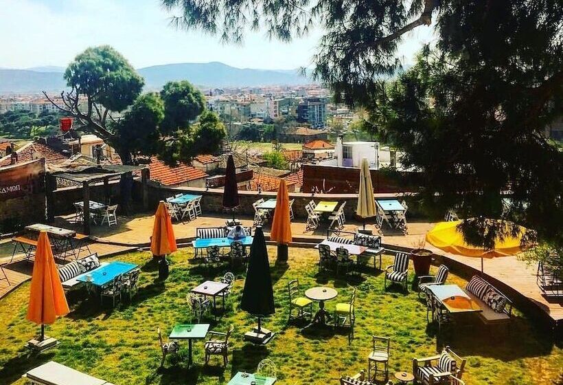 فندق Les Pergamon