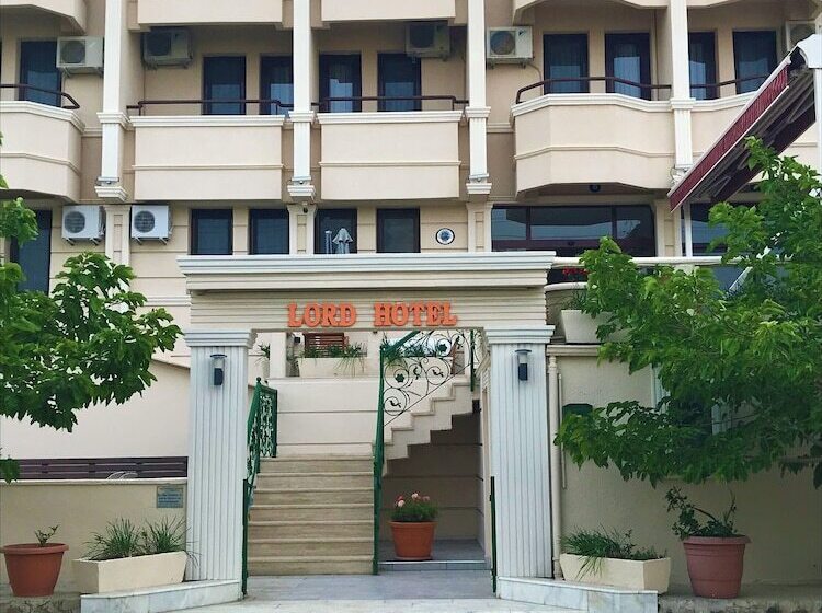 호텔 Lord