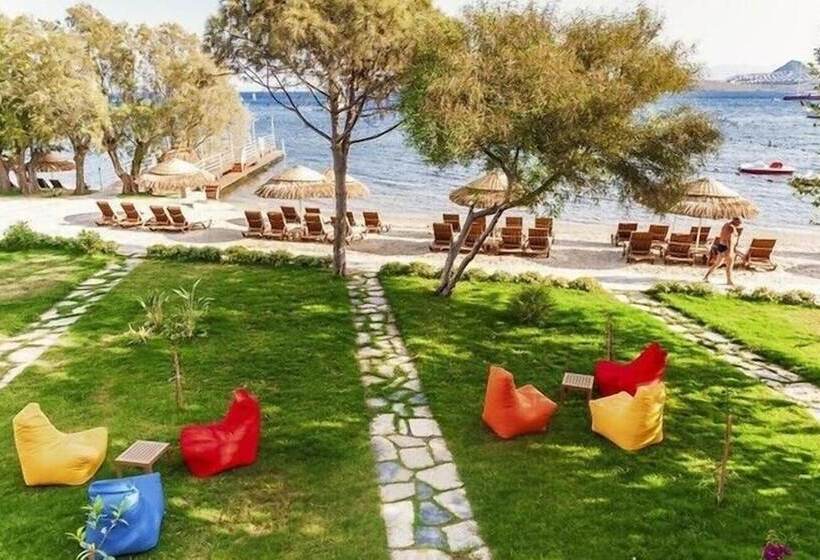 Отель Marma Beach