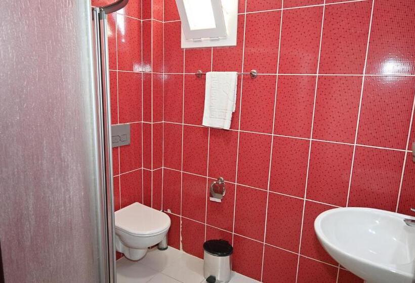 هتل Melis Pansiyon